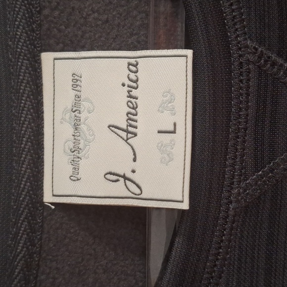 SOLD - Picture 3 of 4